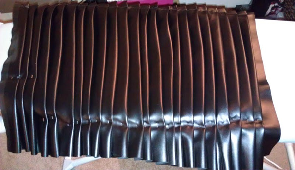 How to iron 2025 leather pleated skirt